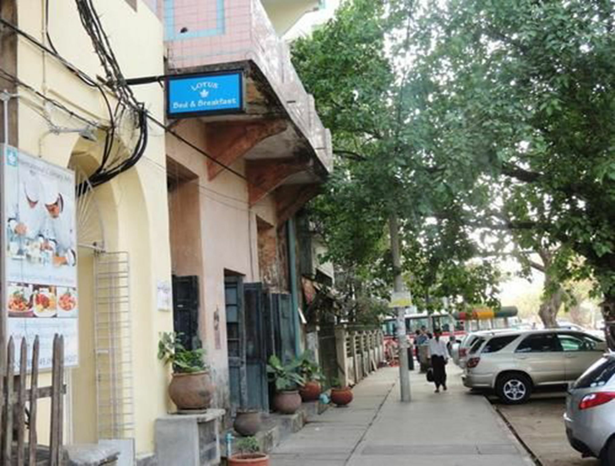 Lotus Bed & Breakfast Yangon Extérieur photo