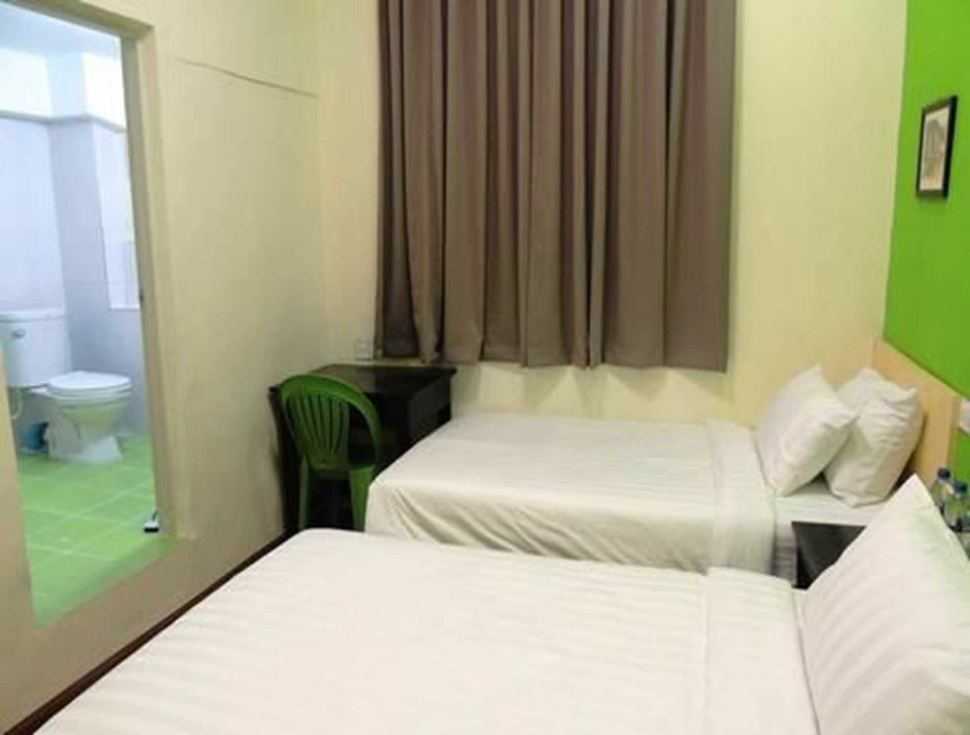 Lotus Bed & Breakfast Yangon Extérieur photo